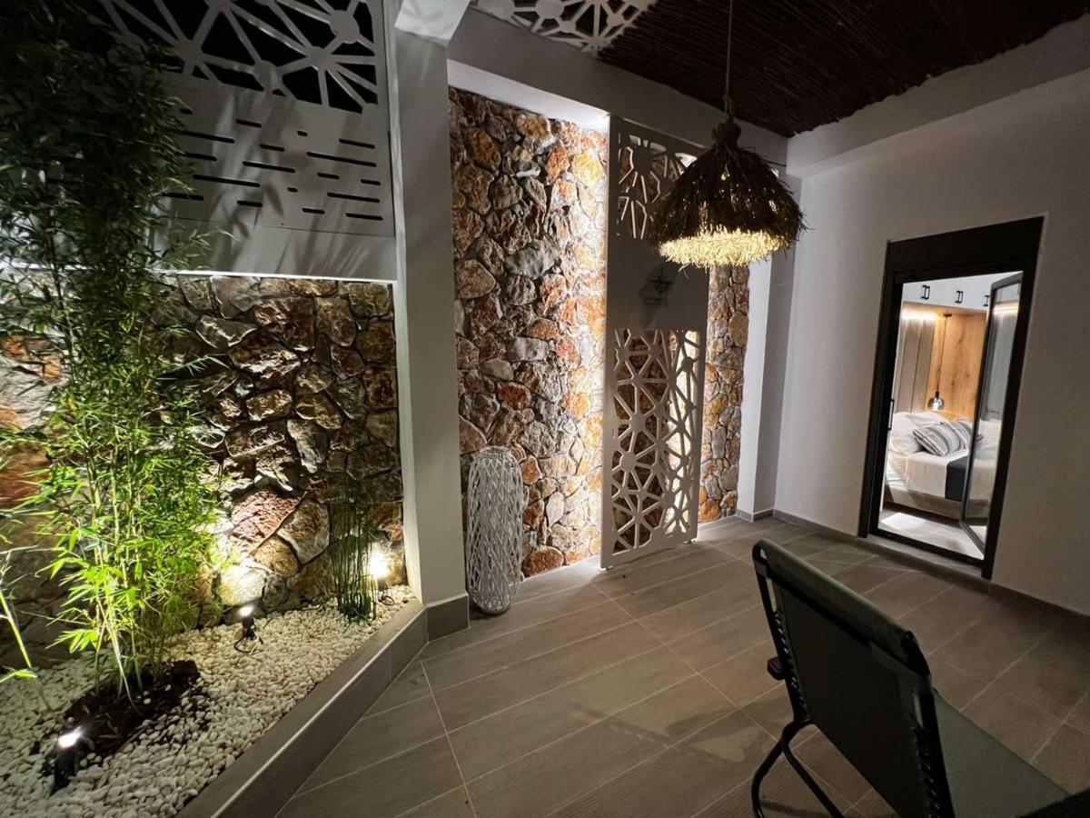 City Compass Luxury Suites Rhodes City エクステリア 写真